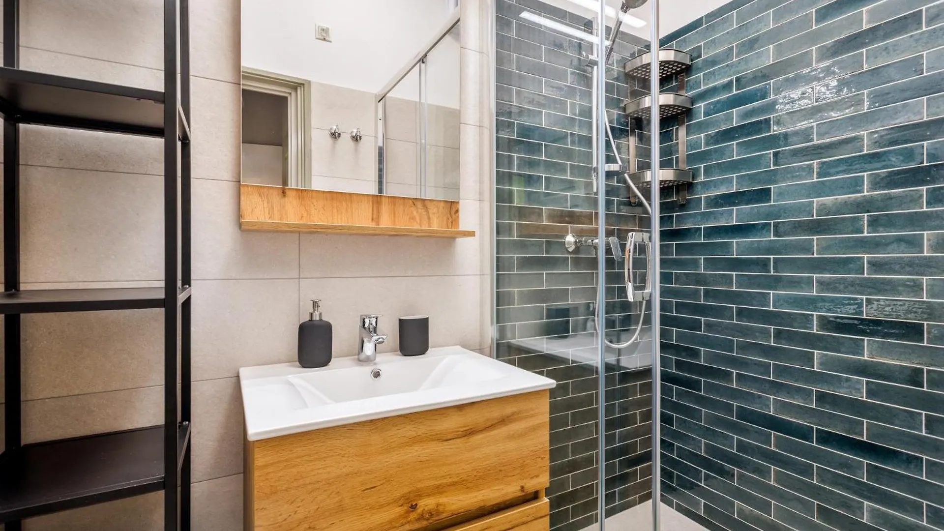 Downtown Apartment House Green 布达佩斯